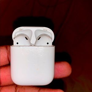 Apple AirPods